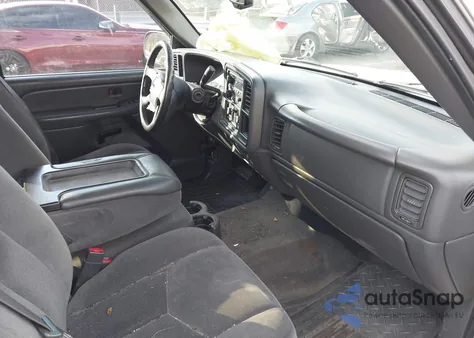 2005 GMC Sierra 1500 Sle z USA, uszkodzony, nr VIN 2GTEC13TX51133739